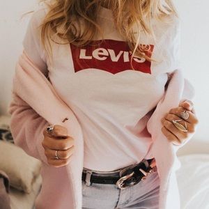 Levi’s Tee
